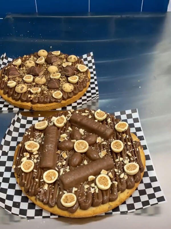 Cookie Pizza